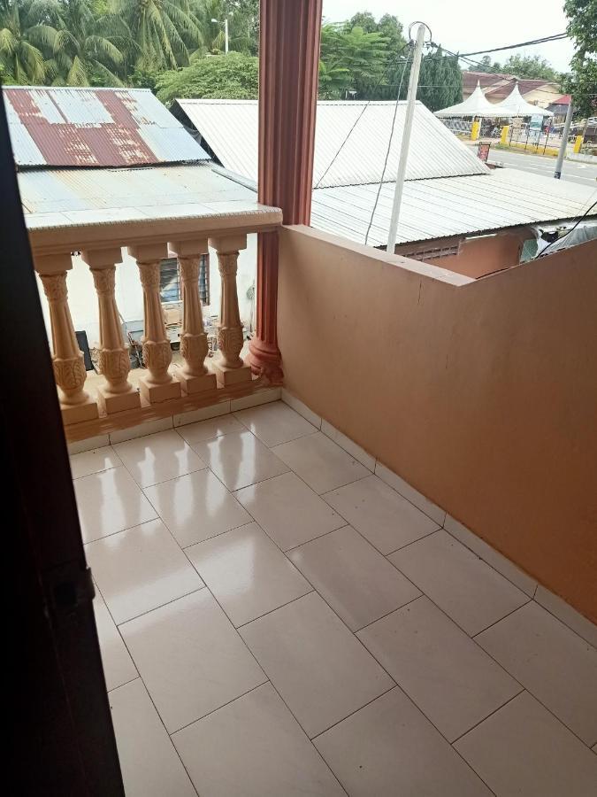 Homestay Roomstay Muar Srizahrani Exterior photo