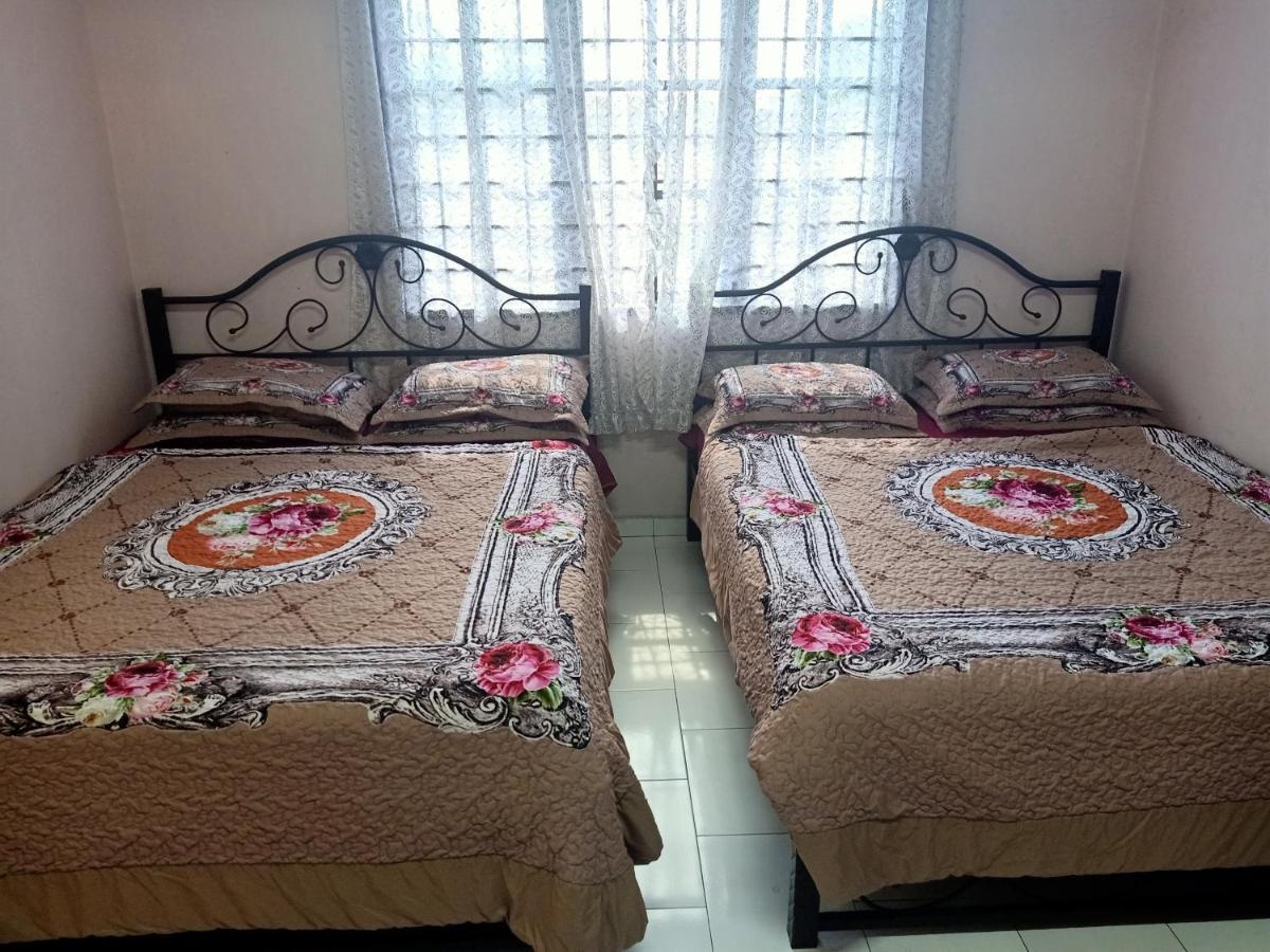 Homestay Roomstay Muar Srizahrani Exterior photo