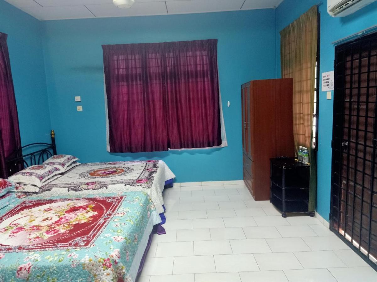 Homestay Roomstay Muar Srizahrani Exterior photo