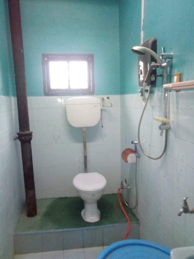 Homestay Roomstay Muar Srizahrani Exterior photo